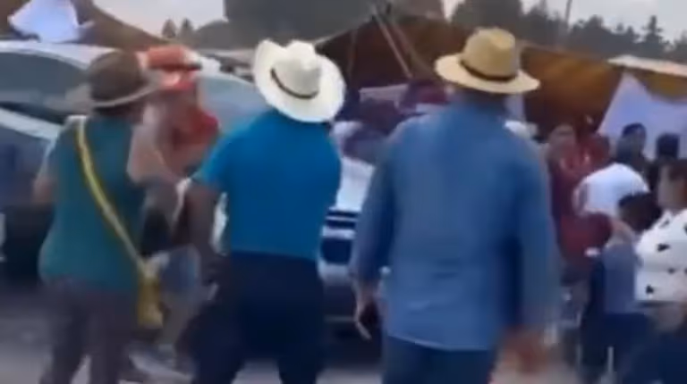 xonacatlan-edomex-morena-lona