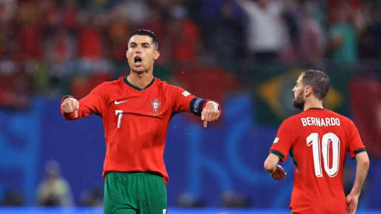 Cristiano-Ronaldo-escribio