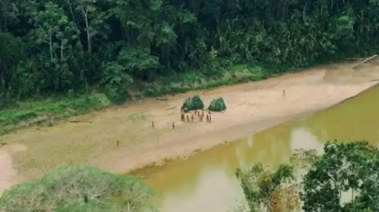 peru_activa_protocolo_de_actuacion_tras_avistamiento_de_un_pueblo_indigena_en_aislamiento
