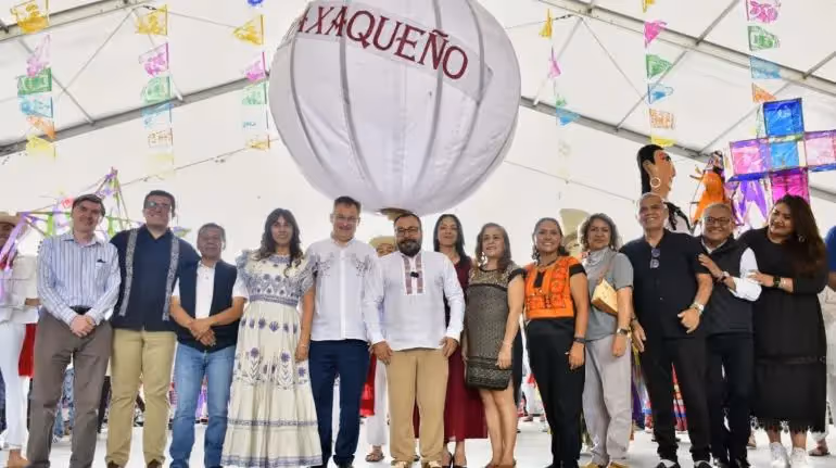 iztapalapa-oaxaca-guelaguetza-francia