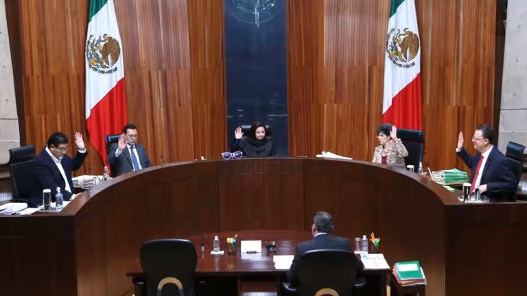 tepjf-concluye-que-amlo-violo-leyes-electorales-en-mananeras-de-mayo-2023-1