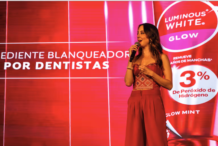 Colgate Luminous White logra la sonrisa más WOW y brillante de México