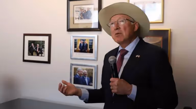 ken_salazar_responde_a_amlo_violencia_en_sinaloa_no_es_culpa_de_eu