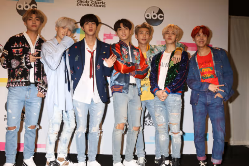 LOS ANGELES - NOV 19:  BTS, Jungkook, Jimin, V, Suga, Jin, J-Hop