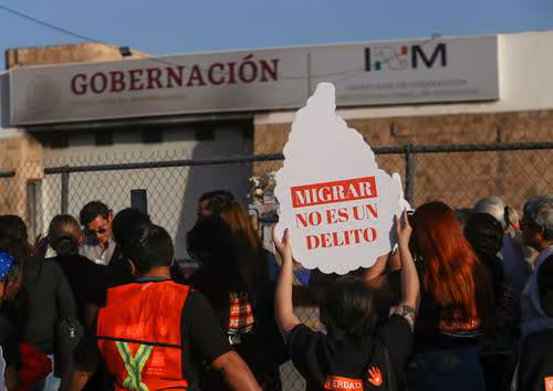 4d94e11f7894460084c8a72846e8203b