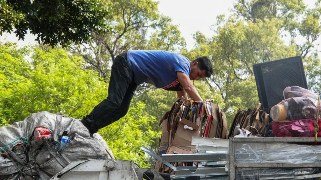 986eeb10746846dc802096a453b66e07