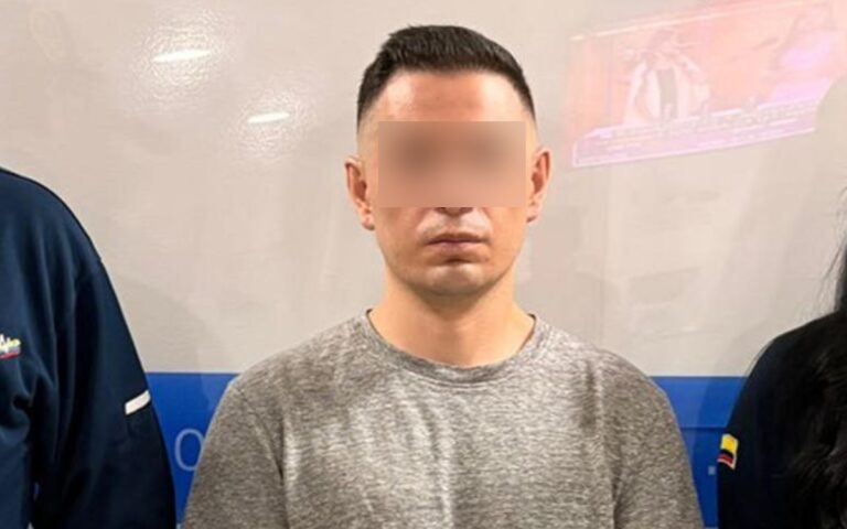 fe928f1435404cd59d7a500305cf8480