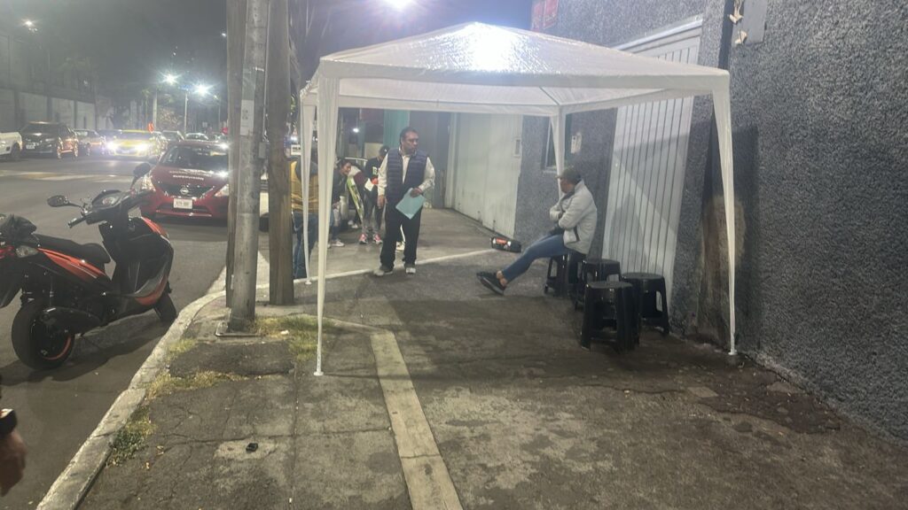 philmorr_19af115f127c_0