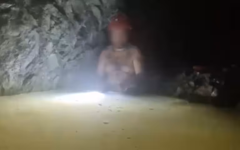 4b0ede4c9a32427aa02ebca377ae2f23
