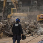 Caraqueños esperan por buenas noticias de familiares atrapados en edificios tras terremoto